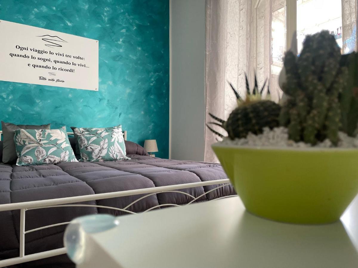 Ferienwohnung Tutta Nata Storia Neapel Exterior foto
